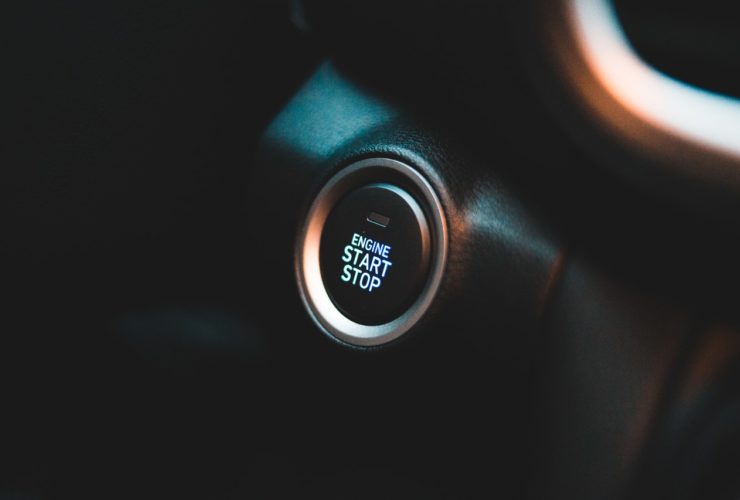 bouton pour démarrer une voiture